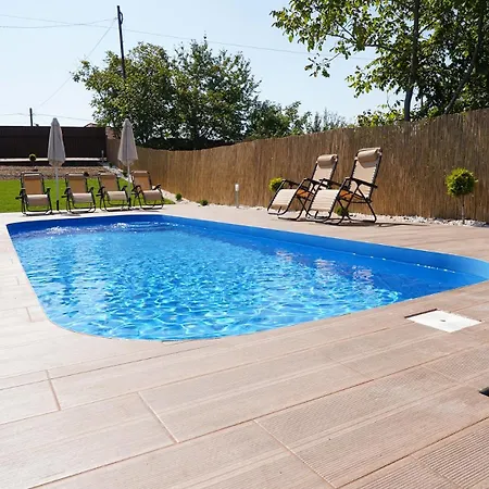 Esprit Apartmanhaz Apartament Szajol