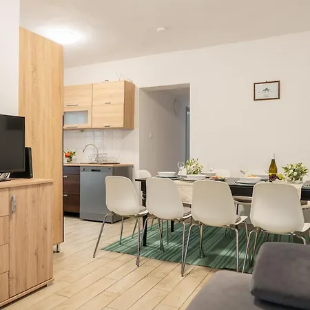 Daire Esprit Apartmanhaz